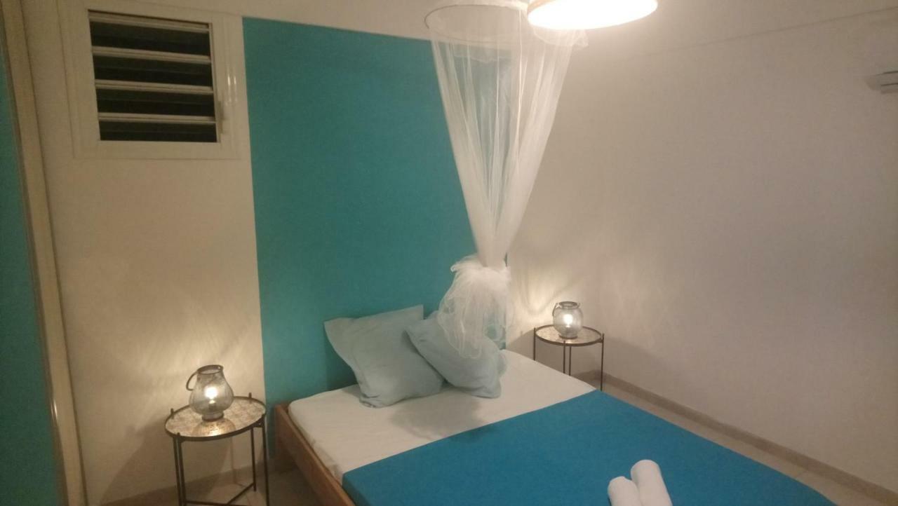 La Kay'Loulou Avec Spa Et Piscine サン・ピエール エクステリア 写真